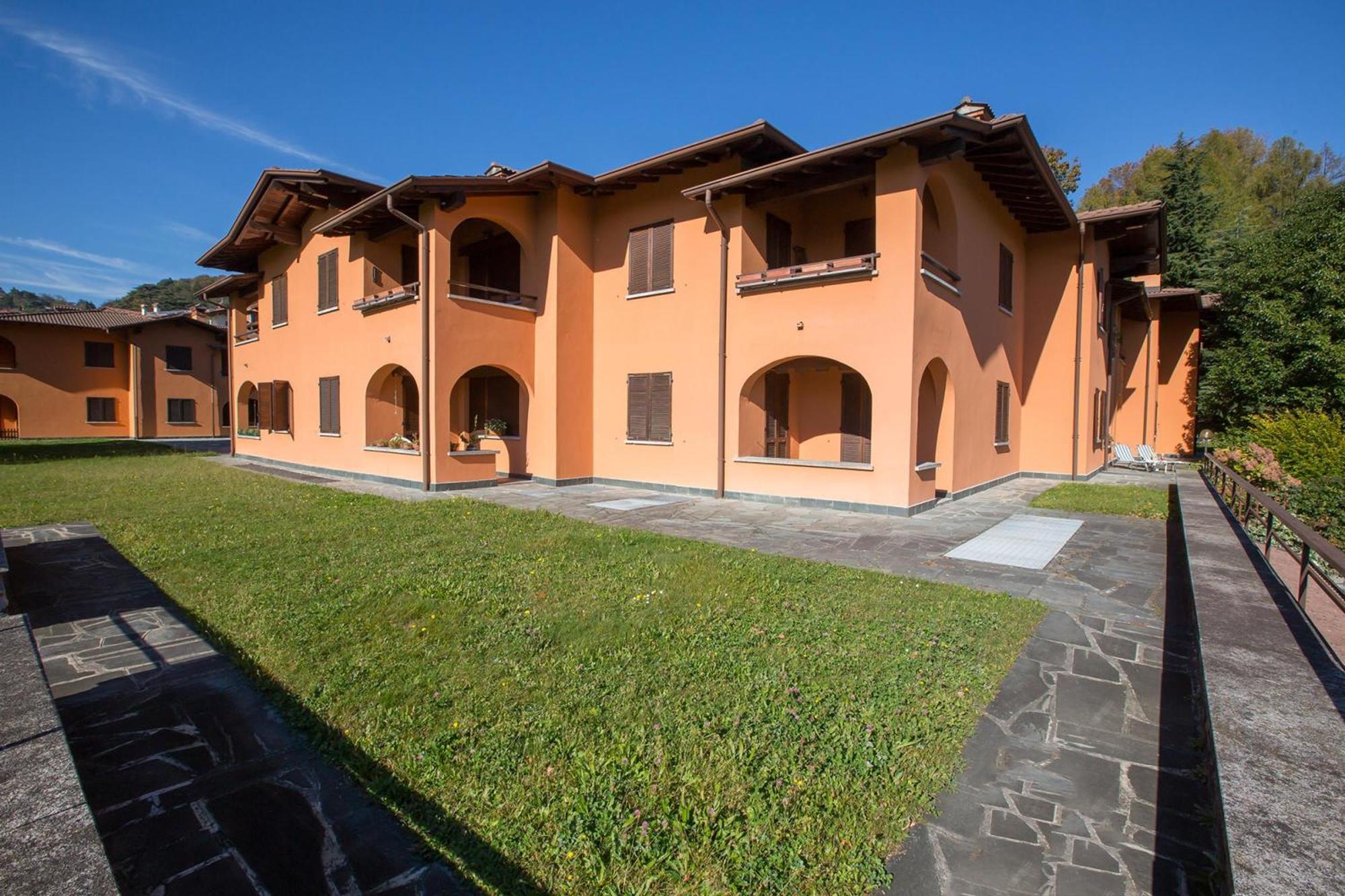 Menaggio Poggio Fiorito Loggettaアパートメント エクステリア 写真
